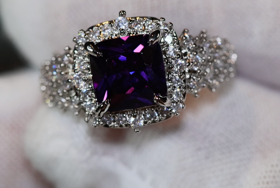 Princess Cut Ring | Purple Diamond Ring | Purple Diamond Engagement Ring | Purple Amethyst Ring | Purple Sapphire Ring | Purple Gem Ring