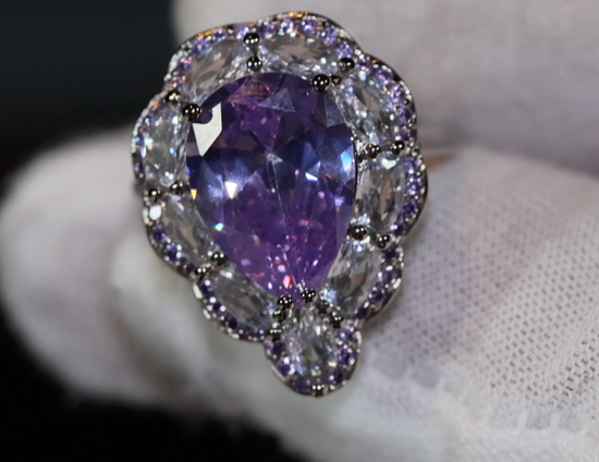 Purple Diamond Ring | Purple Diamond Engagement Ring