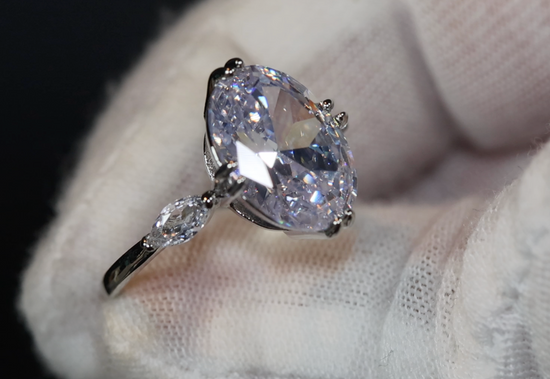 Oval Diamond Ring | Oval Engagement Ring