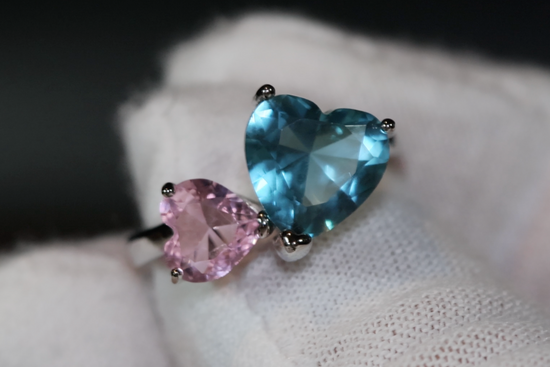 Heart Ring | Pink Diamond Ring | Blue Diamond Ring | Pink and blue diamond heart ring