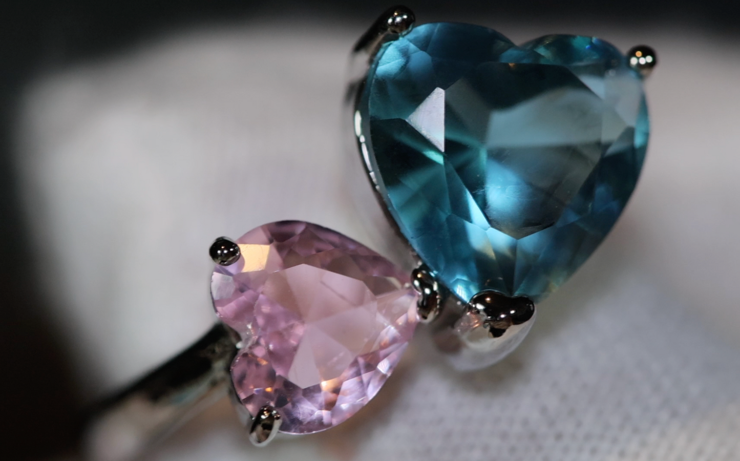 Heart Ring | Pink Diamond Ring | Blue Diamond Ring | Pink and blue diamond heart ring