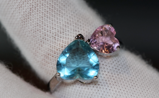 Heart Ring | Pink Diamond Ring | Blue Diamond Ring | Pink and blue diamond heart ring