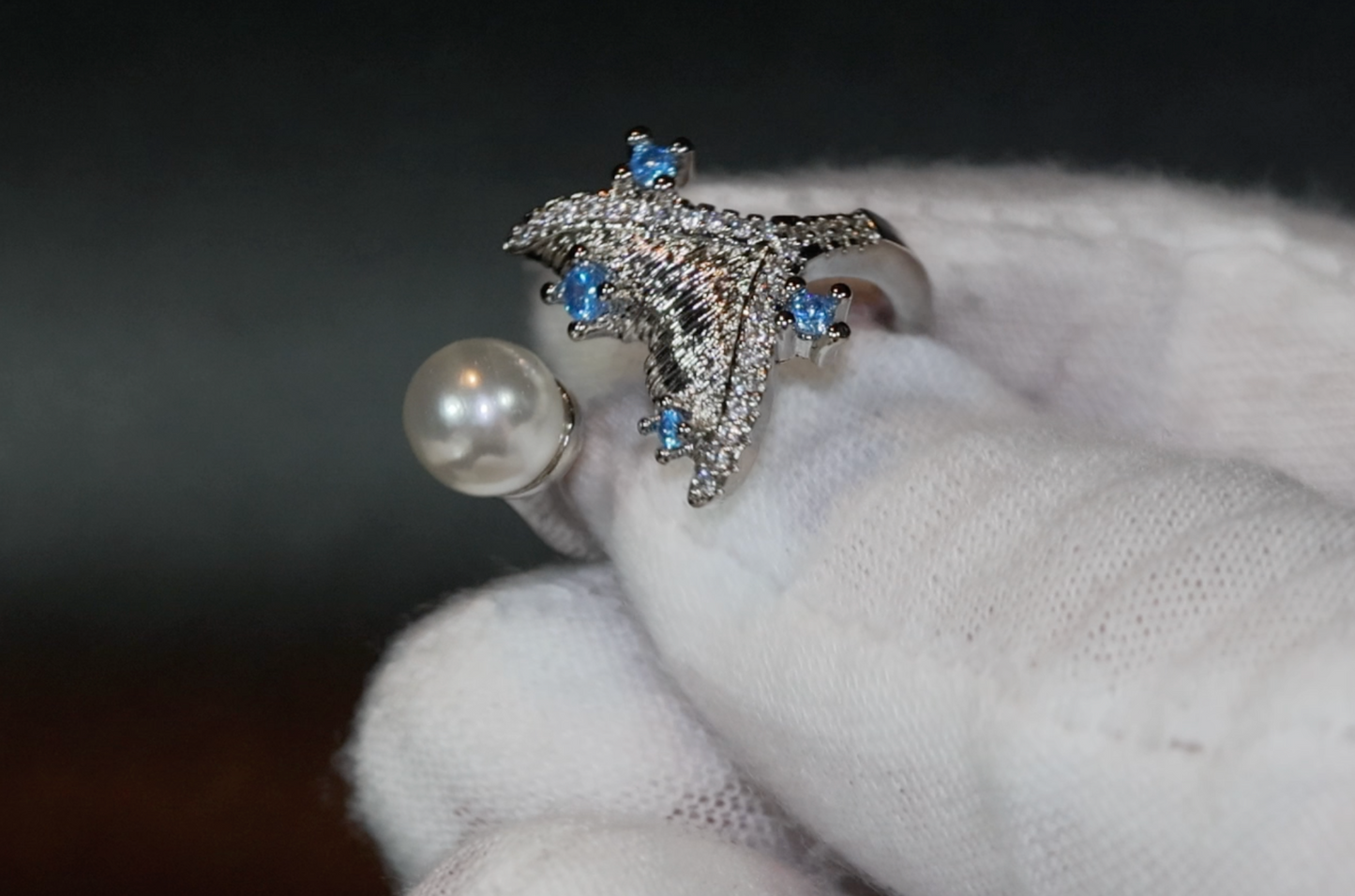 Pearl Ring | Blue Diamond Ring | Fish Tail Ring