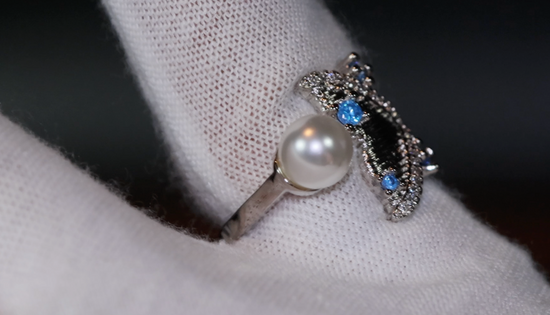 Pearl Ring | Blue Diamond Ring | Fish Tail Ring