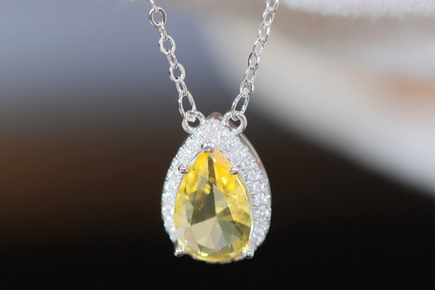 Yellow Diamond Pendant | Yellow Diamond Necklace