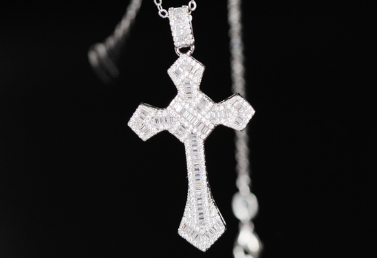 Cross necklace for Men | Cross Necklace Women | Cross Pendant and Necklace | Cross Chain for Men | Iced Out Cross Pendant