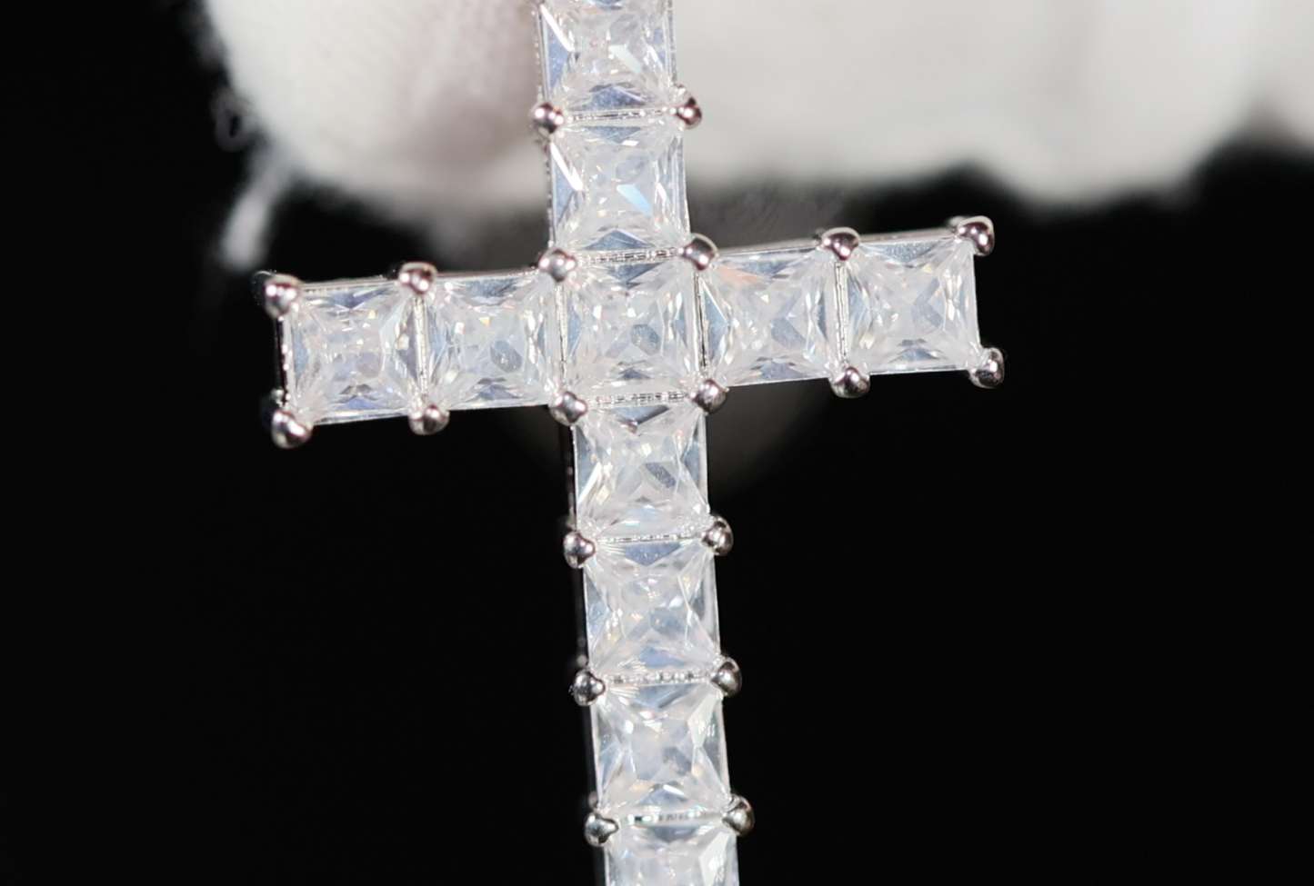 Diamond Cross Pendant | Cross necklace for Men | Cross Necklace Women | Cross Pendant and Necklace | Cross Chain for Men