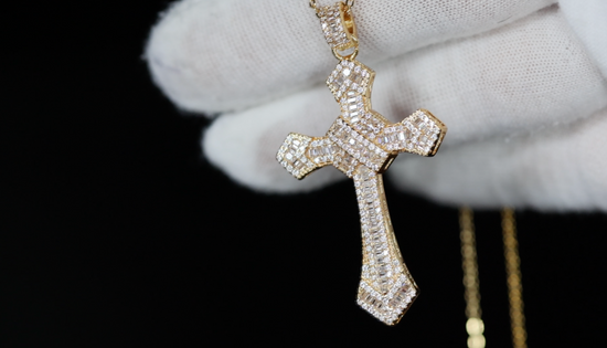 Cross necklace for Men | Cross Necklace Women | Cross Pendant and Necklace | Cross Chain for Men | Iced Out Cross Pendant