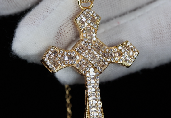 Cross necklace for Men | Cross Necklace Women | Cross Pendant and Necklace | Cross Chain for Men | Iced Out Cross Pendant