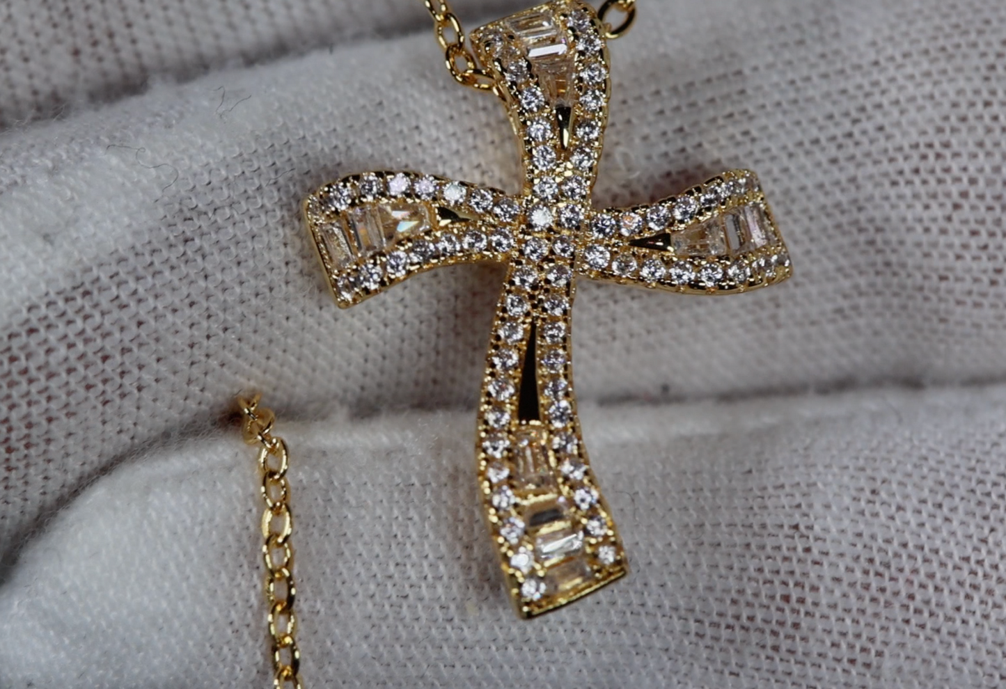 Gold Diamond Cross Pendant | Cross Necklace Women | Small Gold Cross Pendant and Necklace