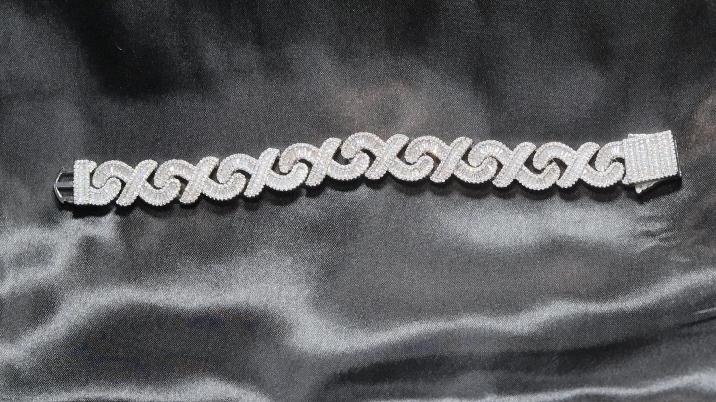 iced Infinity Link Bracelet