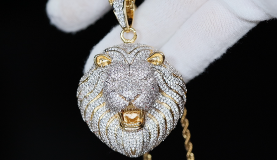 Big Iced Out Lion Pendant, Diamond lion head pendant, diamond lion pendant, iced out lion pendant, hip hop lion pendant