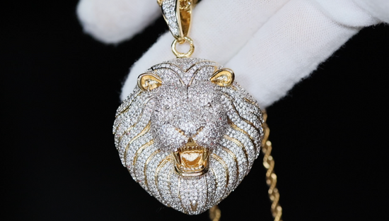 Big Iced Out Lion Pendant, Diamond lion head pendant, diamond lion pendant, iced out lion pendant, hip hop lion pendant