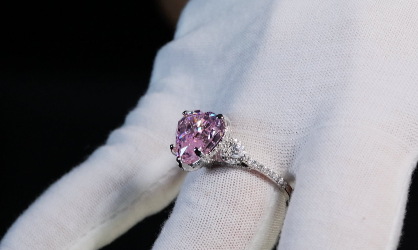 lab grown pink diamond ring