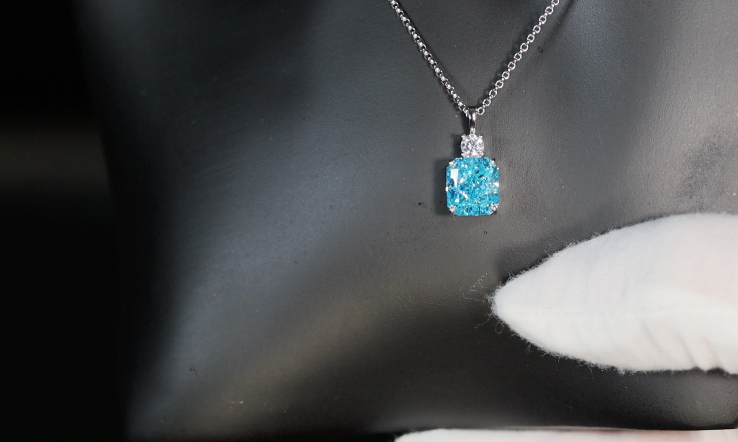 Radiant Cut Diamond Pendant