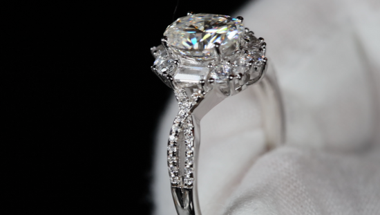 Womens Moissanite Engagement Ring