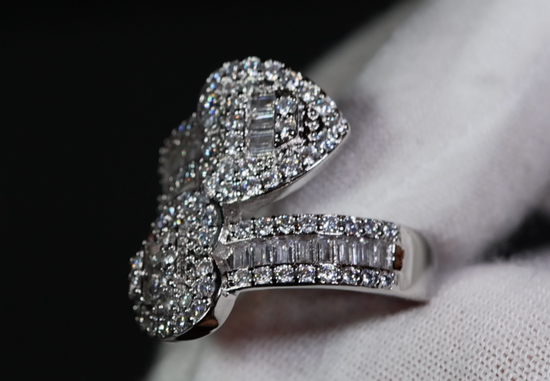 Baguette ring | Diamond heart ring | Heart shaped ring | Engagement ring