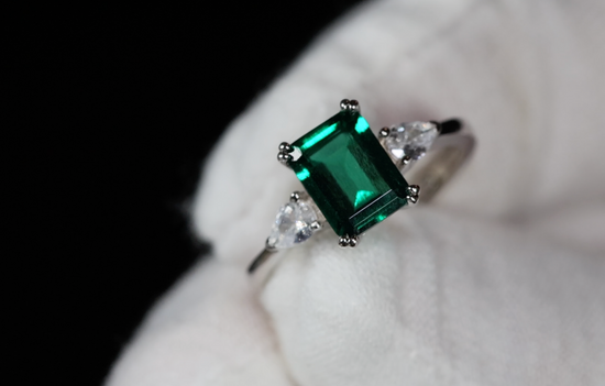 Green Colombian Emerald Ring