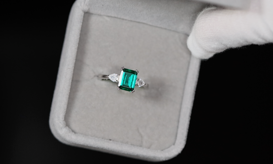 Lab Grown Emerald Ring