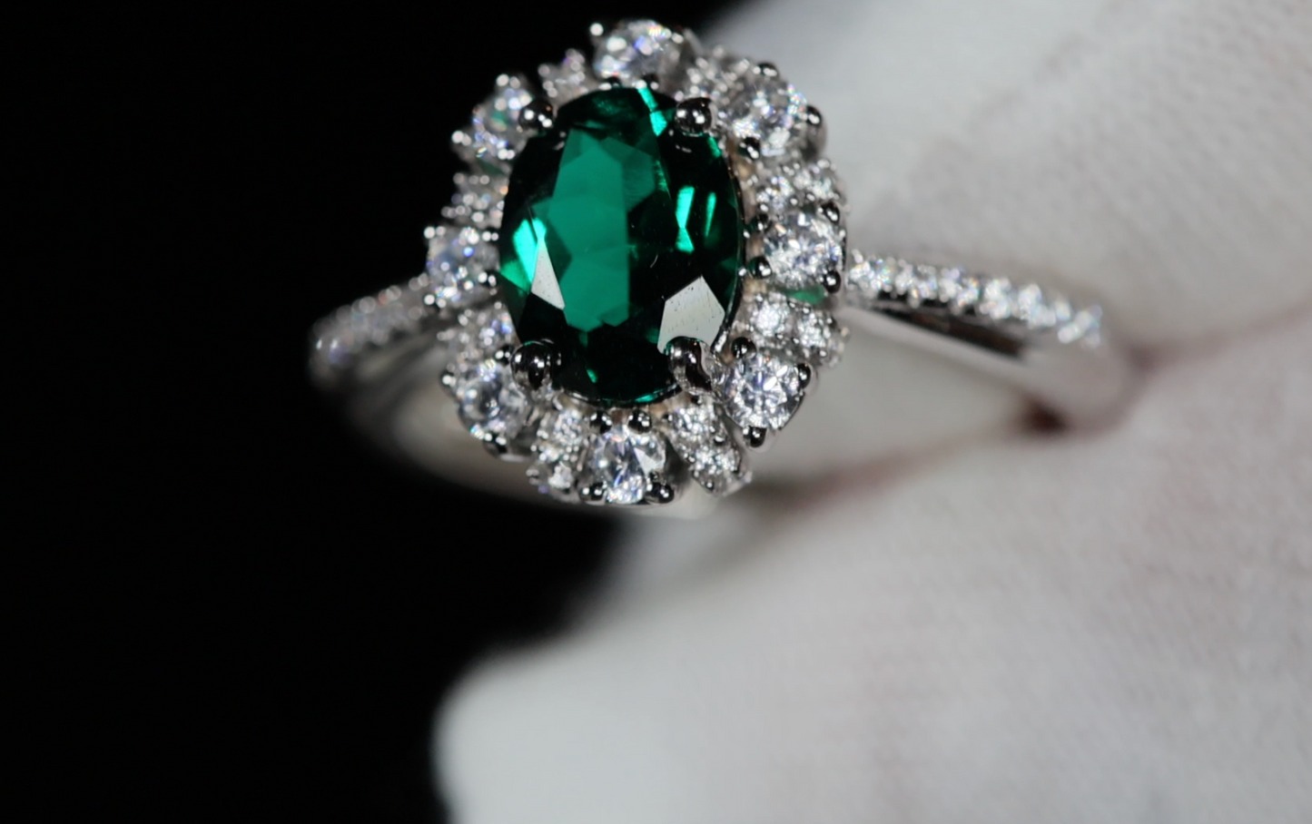 Lab Grown Colombian Emerald Ring