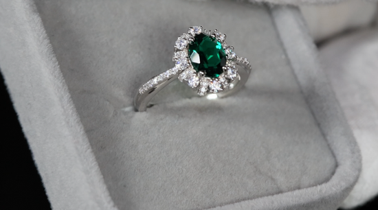 Womens Colombian Emerald Ring