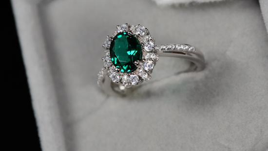 Womens Colombian Emerald Ring