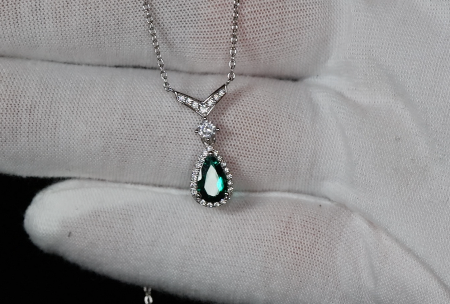 Emerald Pendant