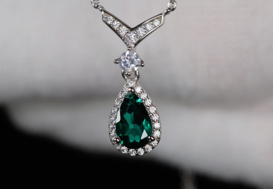 Lab Grown Colombian Emerald Diamond Necklace