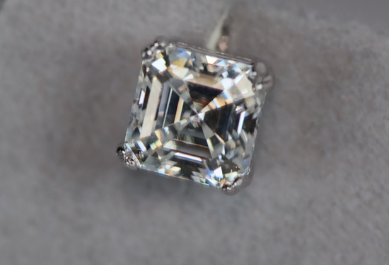 Asscher Cut Moissanite Diamond Ear Studs