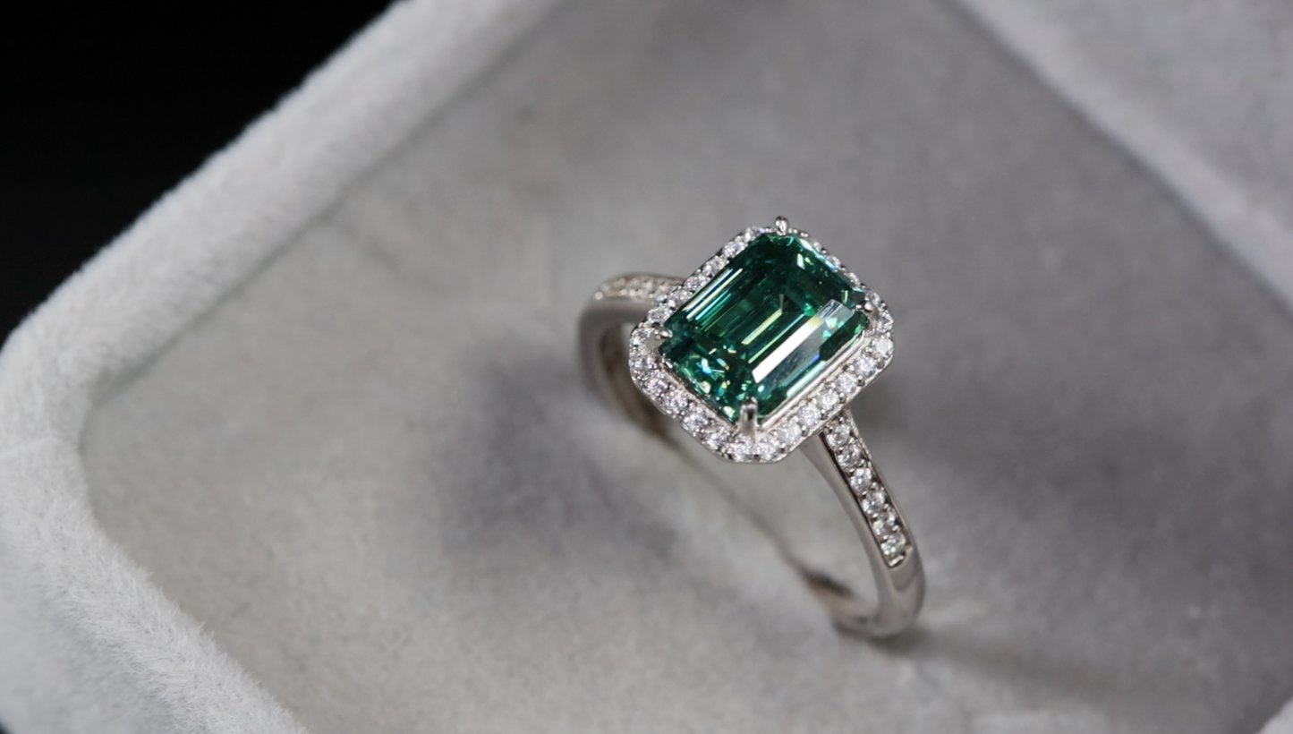 Womens Green Lab Diamond Ring