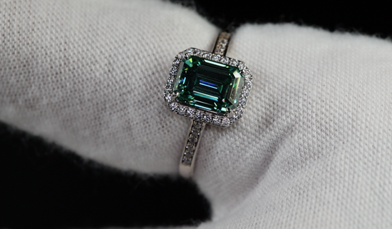 Womens Green Lab Diamond Ring