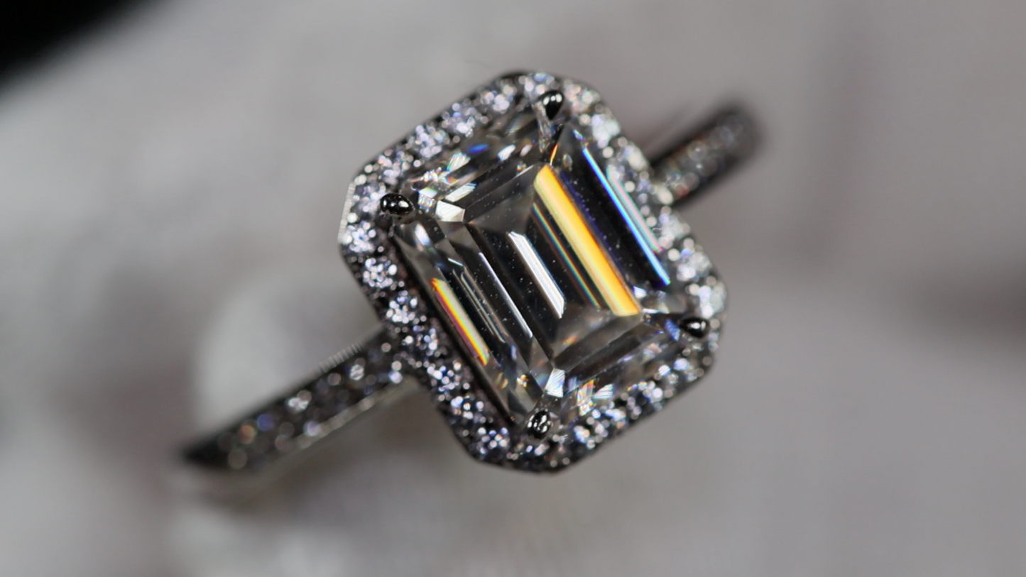 emerald cut Engagement Ring