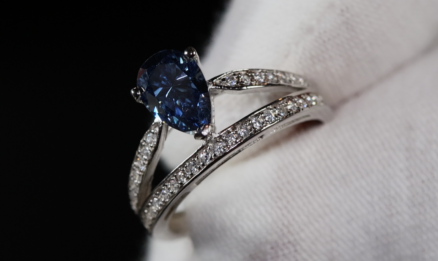 Sapphire Blue Diamond Ring