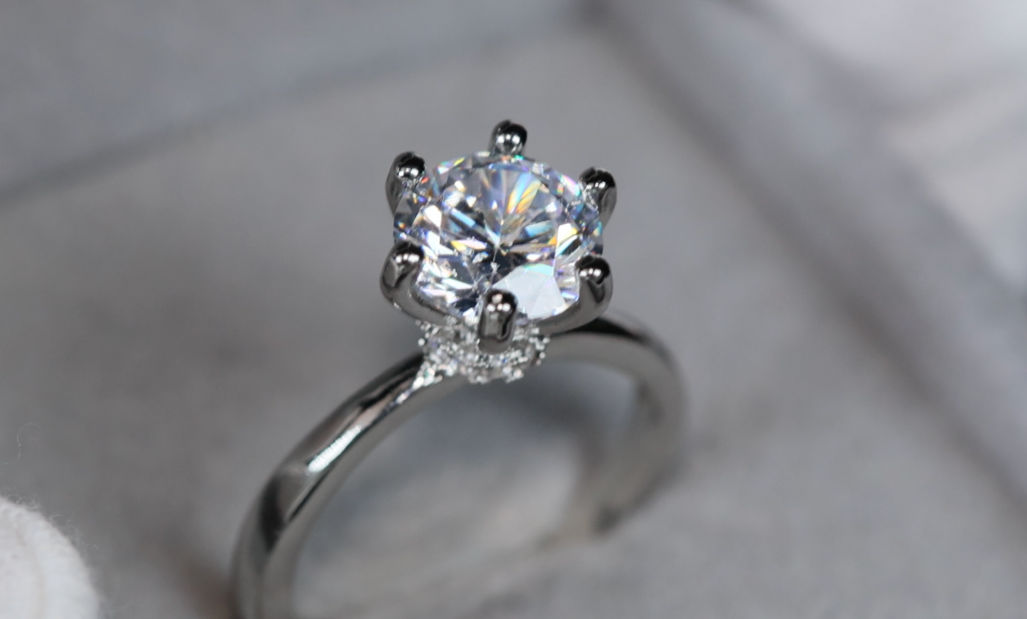 Diamond Engagement Ring | Round Diamond Engagement Ring | Wedding Engagement Ring