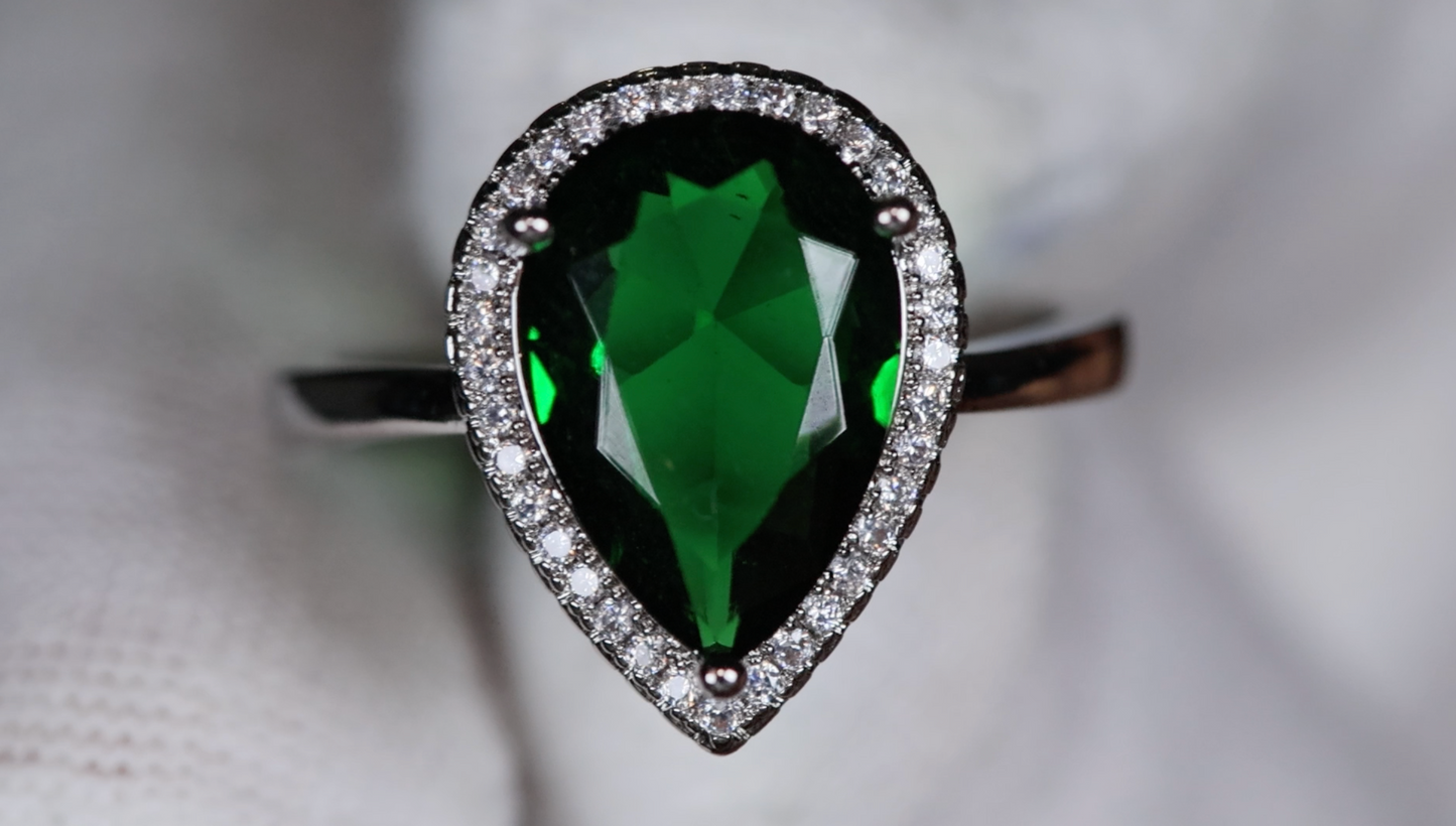 Green Pear Cut Diamond Ring