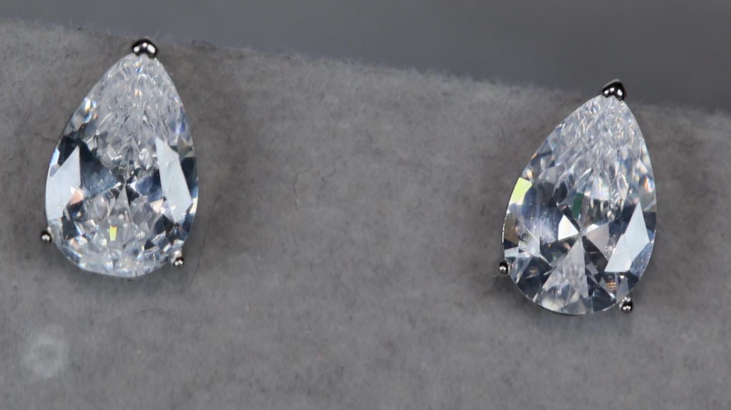 Pear cut diamond ear studs