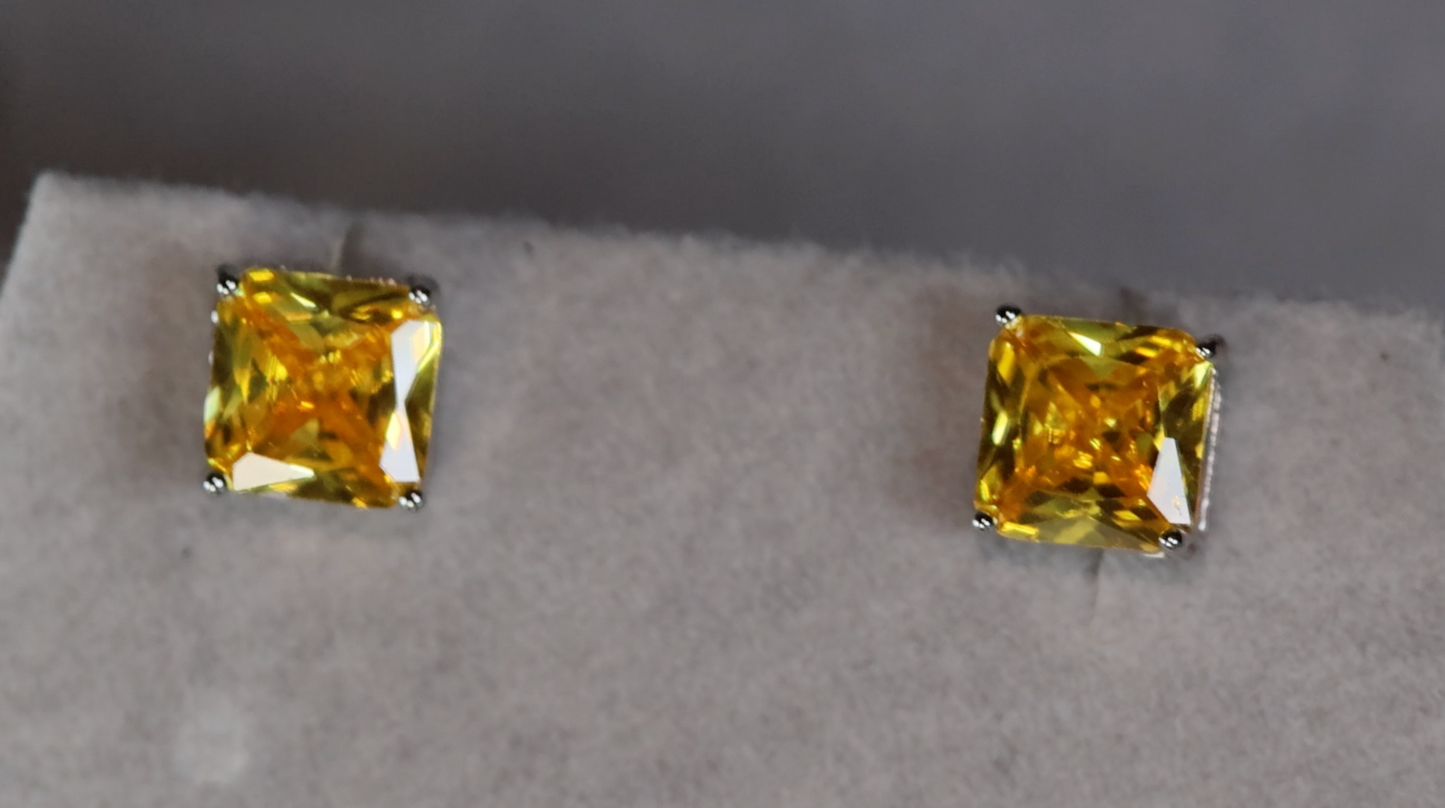 Womens Yellow Diamond Ear Studs