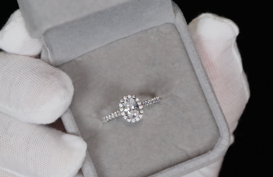 Oval Moissanite Diamond Ring