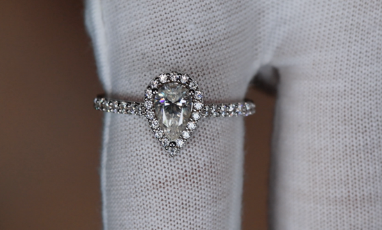 pear cut moissanite diamond ring