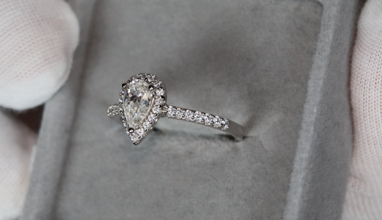 pear cut moissanite diamond ring