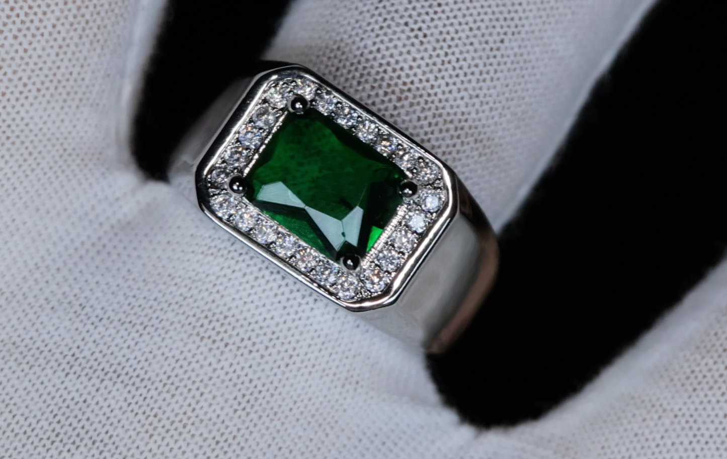 Mens Silver Green Diamond Ring