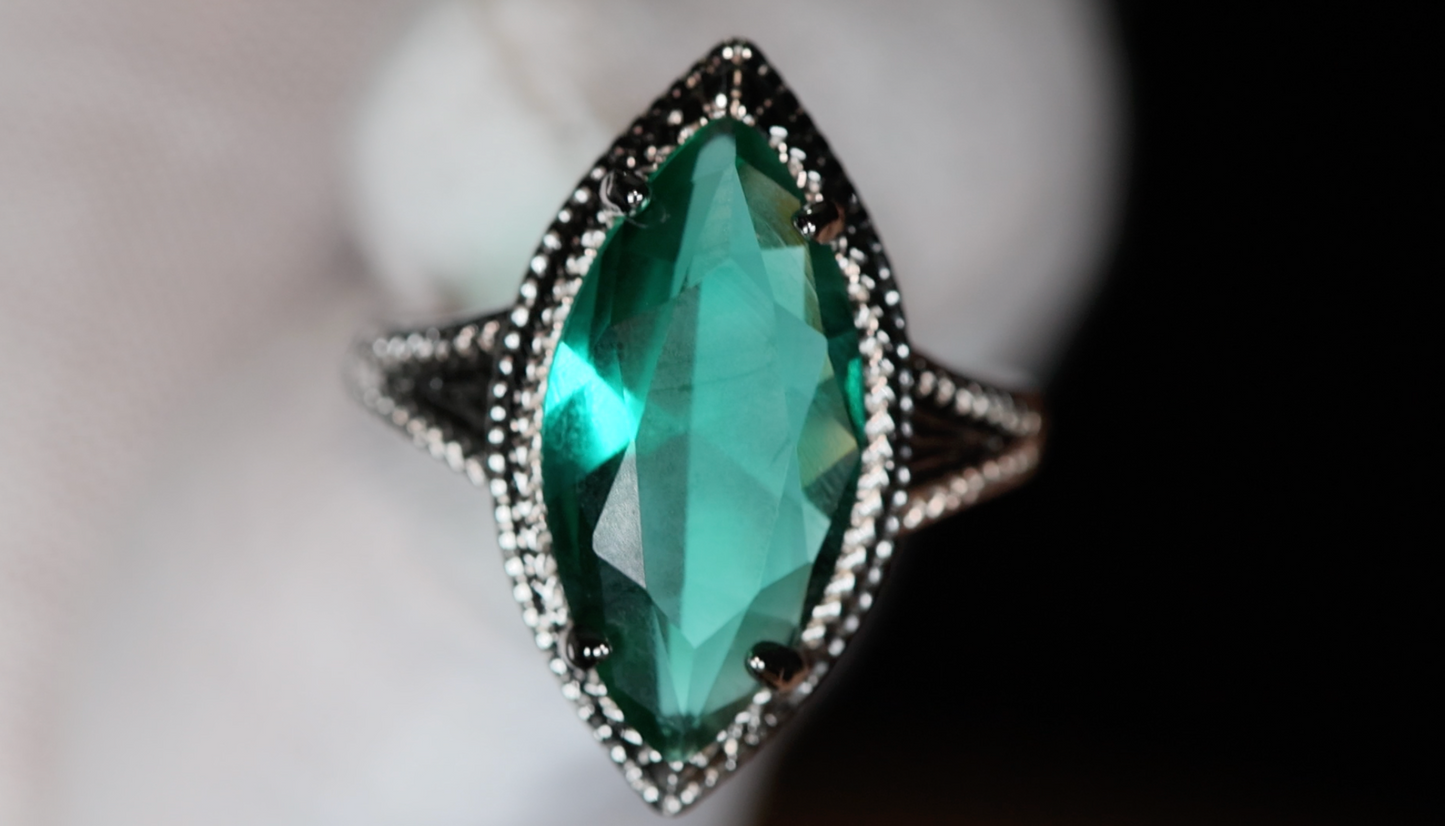 Womens Green Marquise Diamond Ring