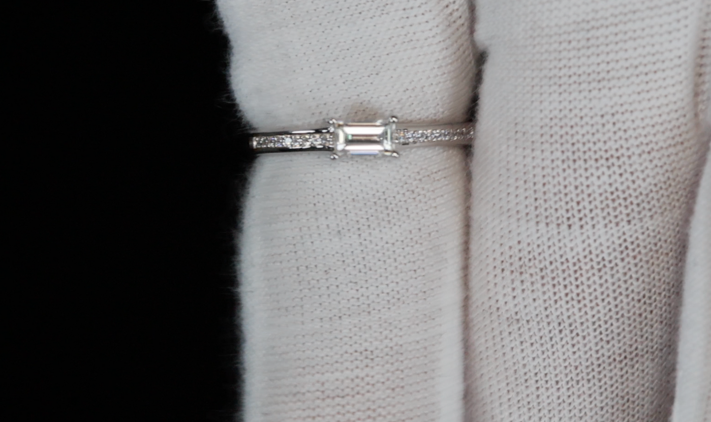 Womens Moissanite Baguette Diamond Ring