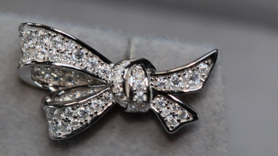 Moissanite Diamond Ribbon Ear Studs