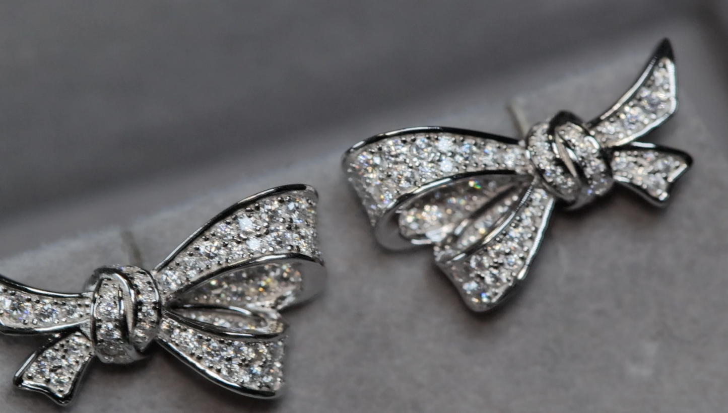 Moissanite Diamond Ribbon Ear Studs