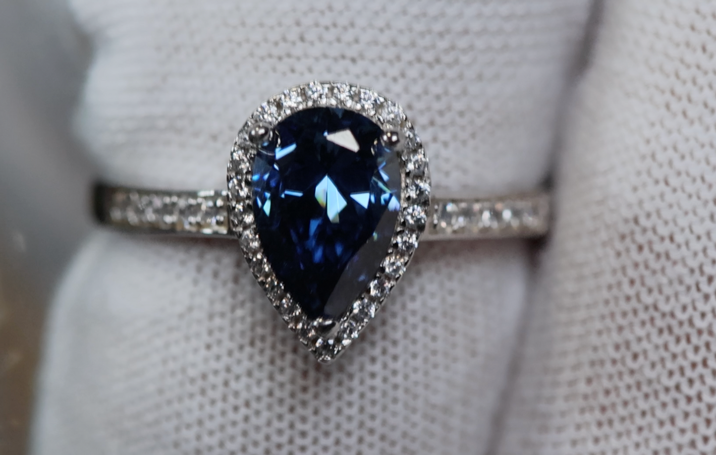 Sapphire Blue Moissanite Ring