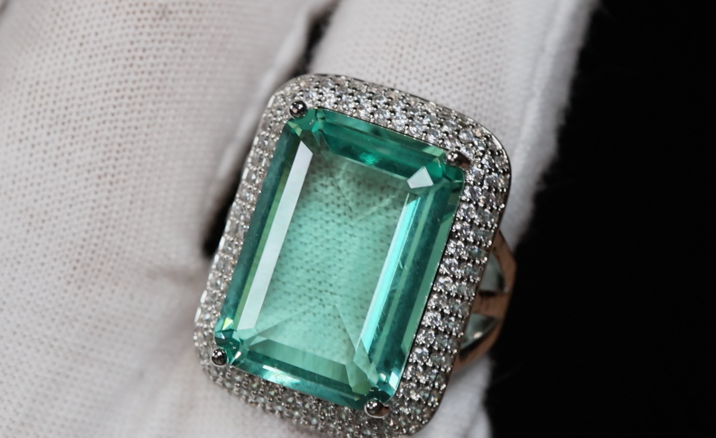 Womens Big Green Diamond Ring | Green Baguette Diamond Ring