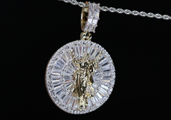 Womens Baguette Diamond Jesus Pendant