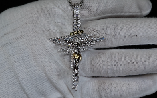 Mens Baguette Diamond Jesus Pendant