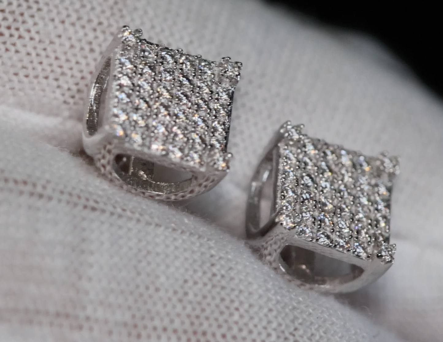 Mens Moissanite Diamond Ear Studs